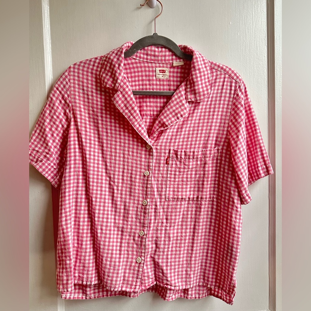 Levi's Pink Gingham Button Down Shirt